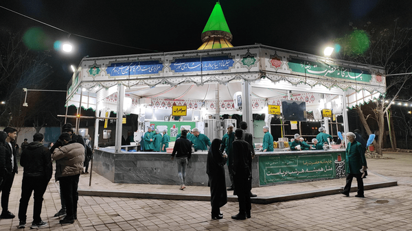 چایخانه رضوی با رویداد رسانه‌ای «۸۸۸» به کاشان آمد